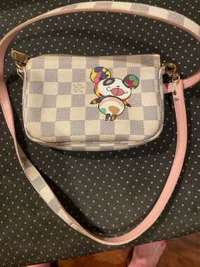 Upcycled mini pouchette